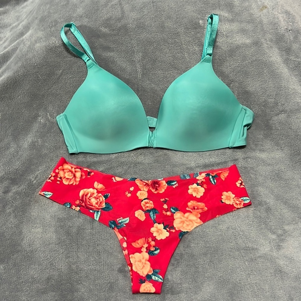 Victorias Secret Teal Bra and Pantie